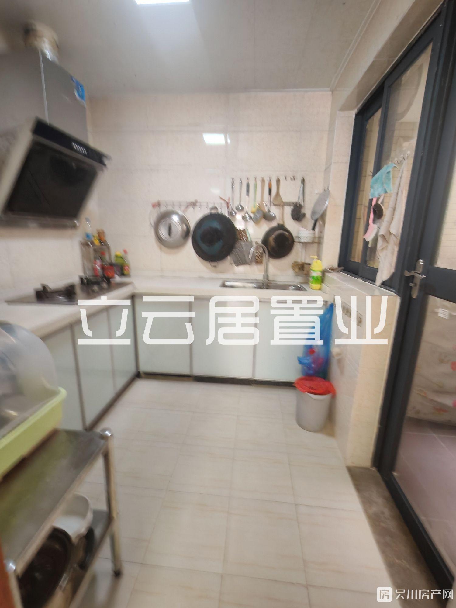 0首付！出售吳川第一城3室2廳2衛(wèi)102平米45萬住宅