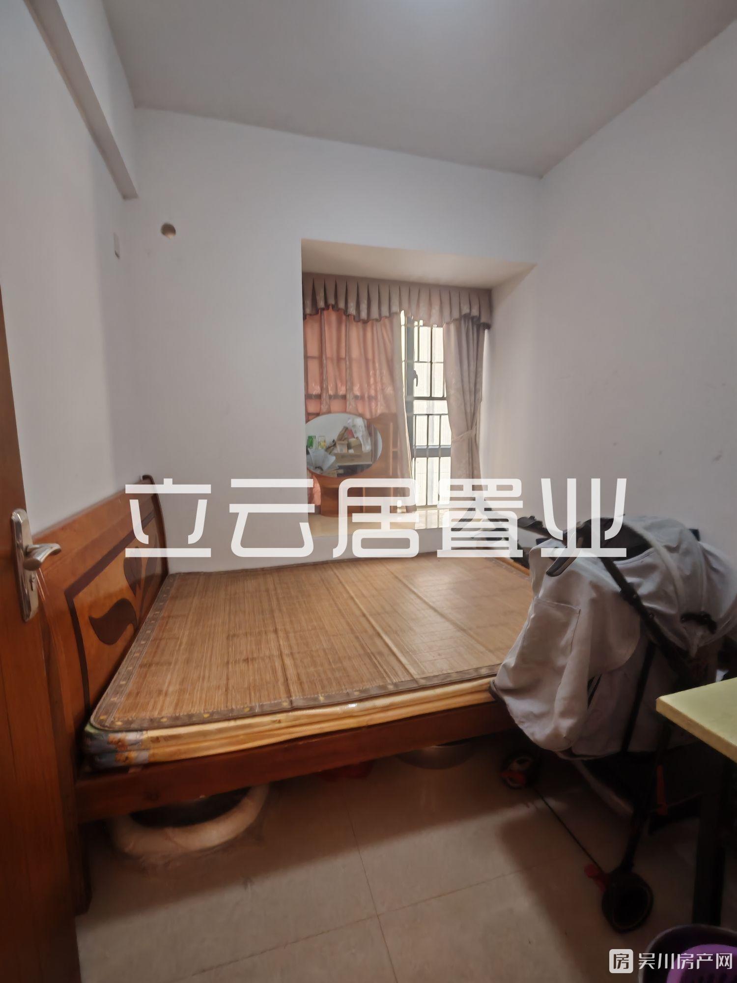 0首付！出售吳川第一城3室2廳2衛(wèi)102平米45萬住宅