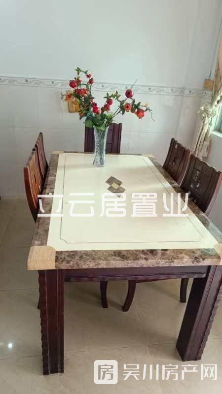 出租面粉廠宿舍3室2廳1衛(wèi)96平米850元/月住宅