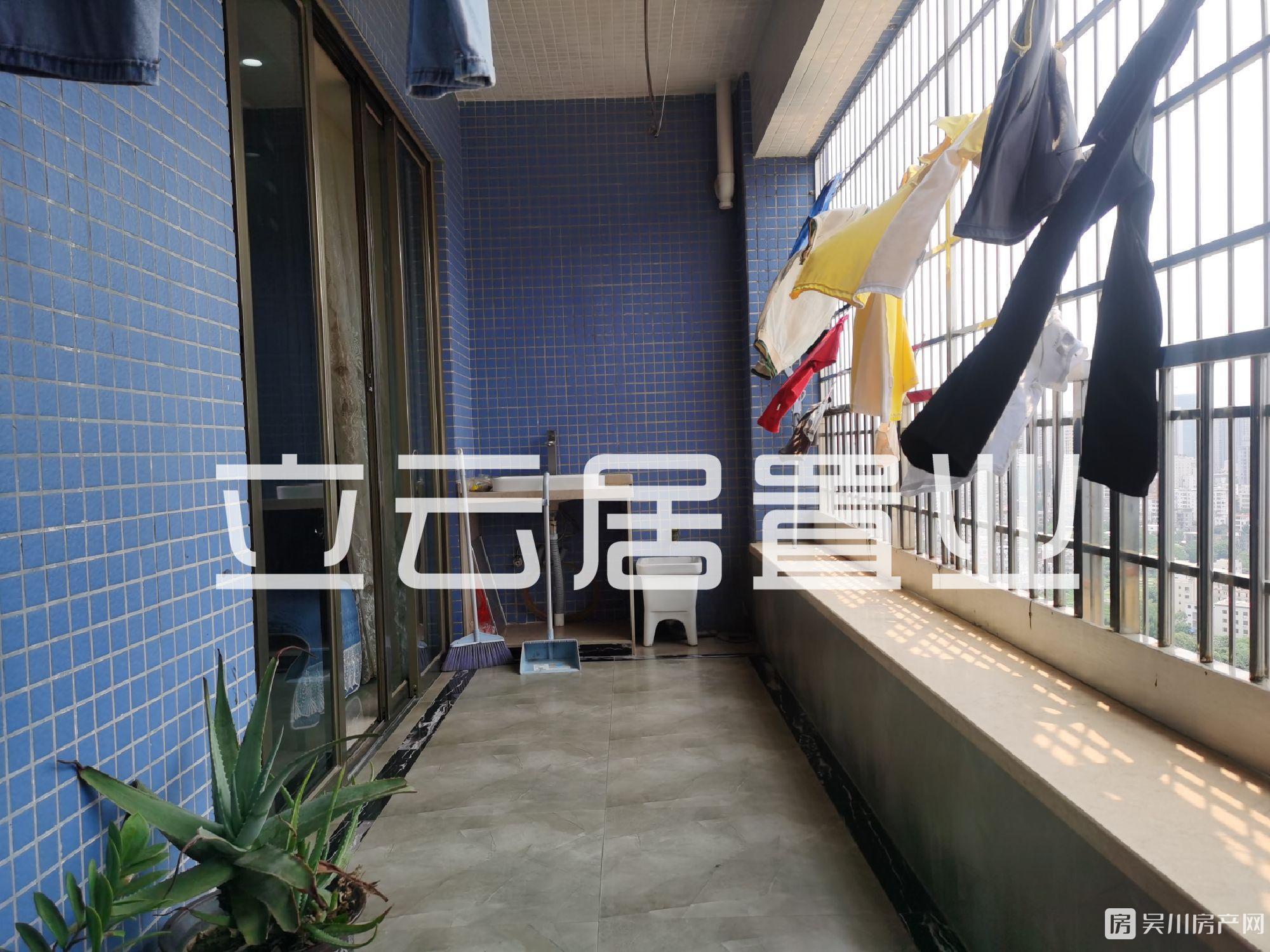 出售金牛小區(qū)3房，南向，沿江小學(xué)