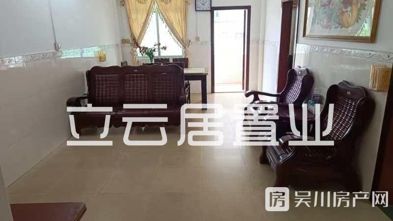 出租面粉廠宿舍3室2廳1衛(wèi)96平米850元/月住宅
