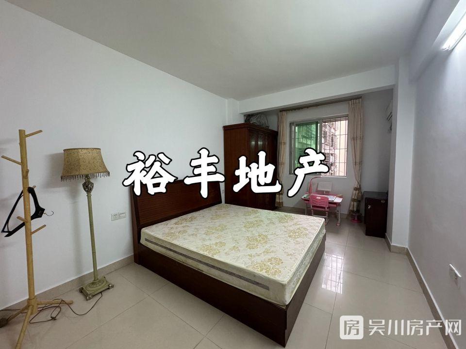 出售東圃庭園3室2廳2衛(wèi)101平米45萬住宅
