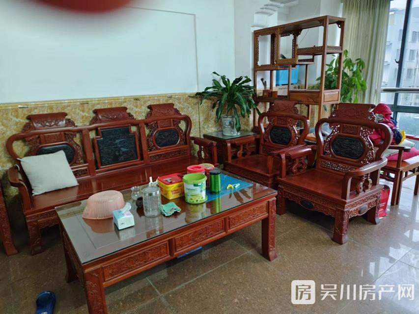 出售同德城3室2廳2衛(wèi)133平米50萬住宅