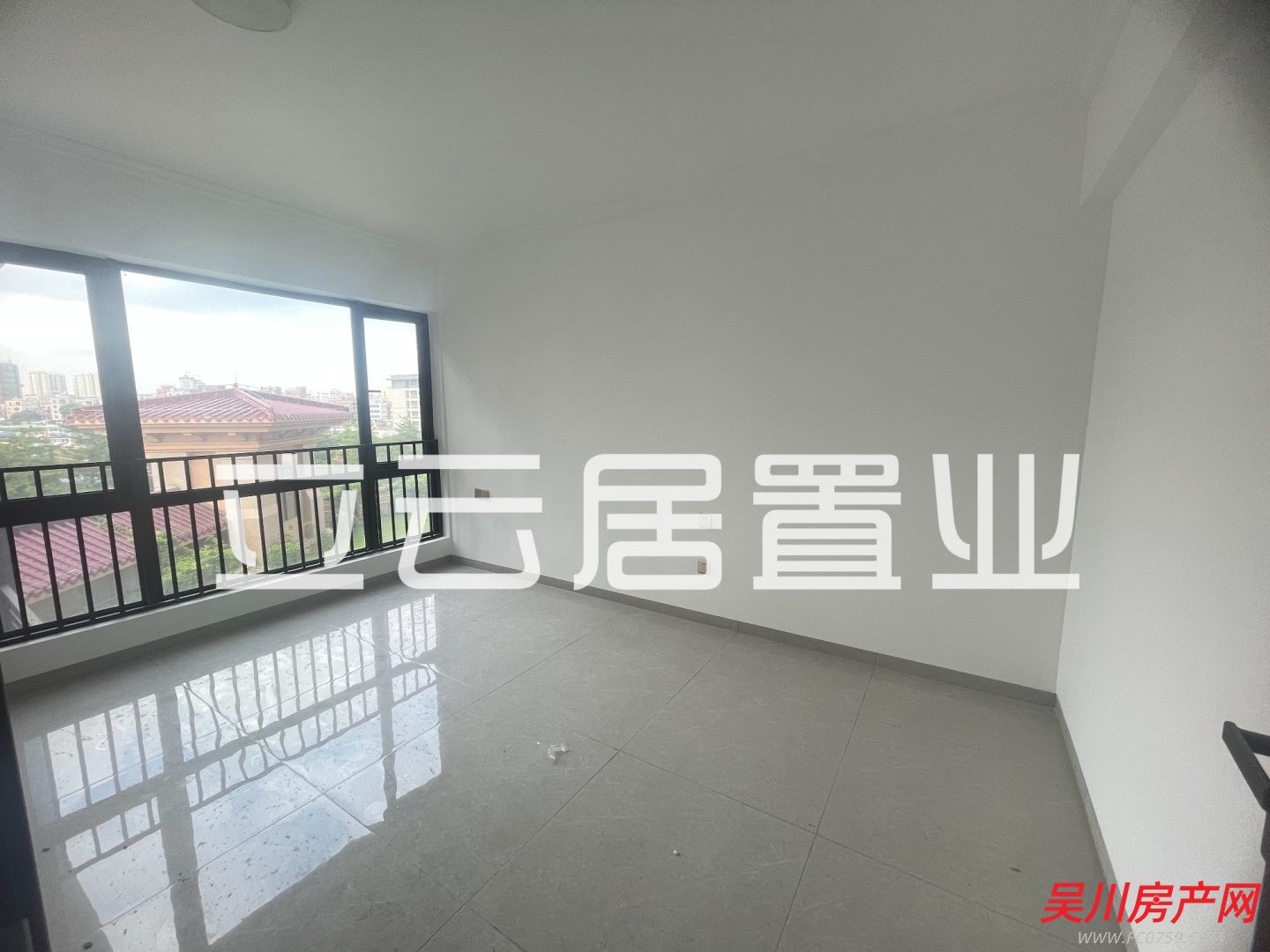 全新未入住過