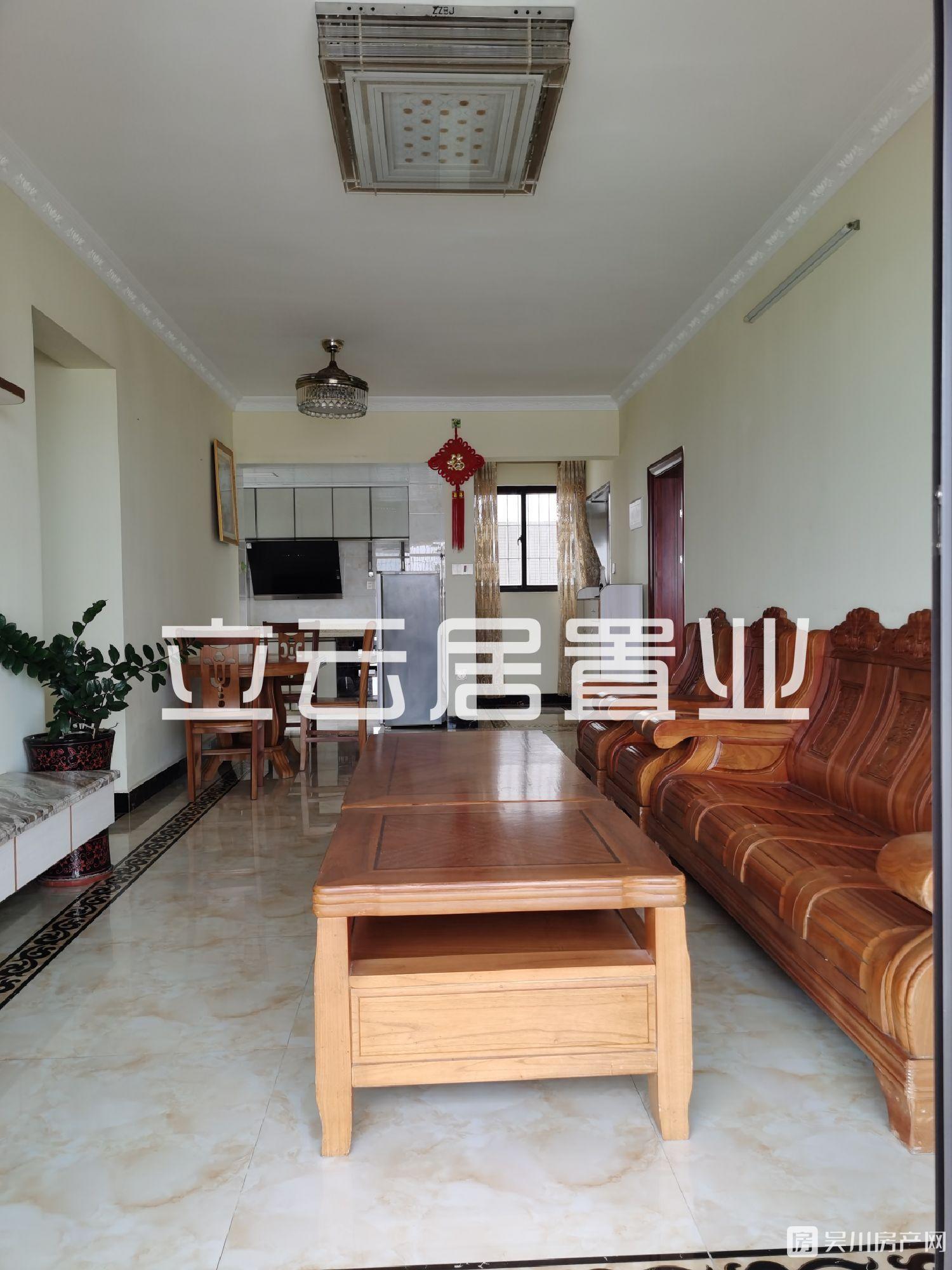 出售御景居一期4室2廳2衛(wèi)112.47平米76萬住宅