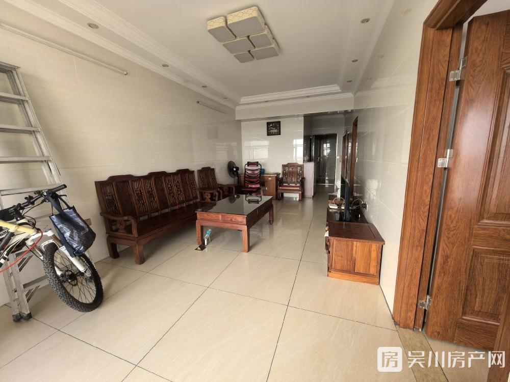 出租湖景華庭3室2廳1衛(wèi)90平米1600元/月住宅