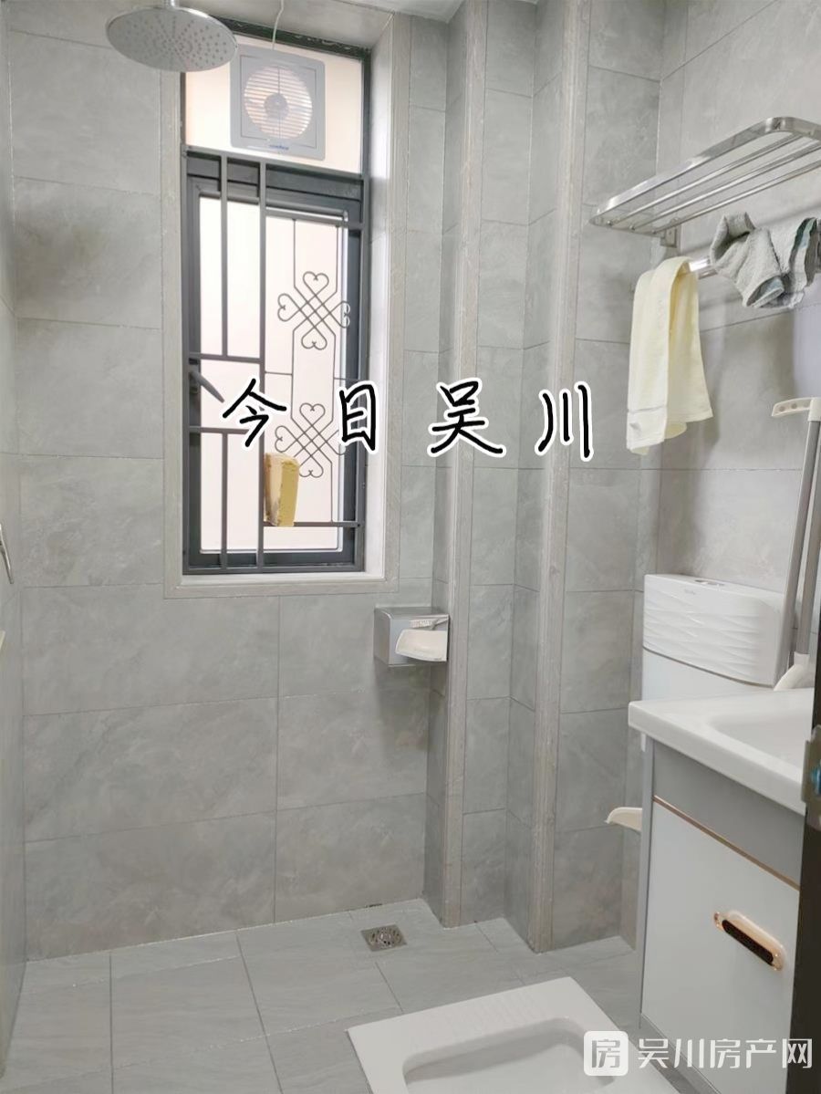 出售物源大廈精裝2房，周邊配套齊全，出入方便，滿五唯一稅費(fèi)低，讀梅嶺小學(xué)