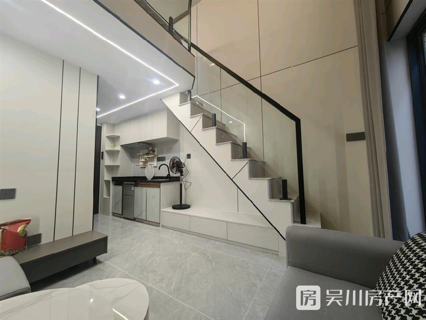 出租壹號公館一房一廳 裝出酒店模樣 家私家電齊全 拎包入住 看房方便