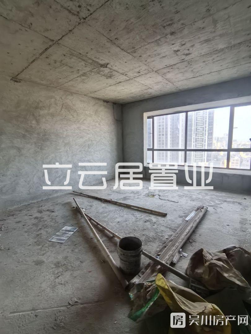 出售匯景藍(lán)灣4室2廳2衛(wèi)129平米52萬住宅