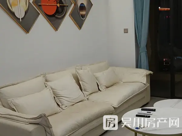 出租裕達豪庭四房 家私家電齊全 有車位 地理位置好 交通方便 房子新凈 看房方便