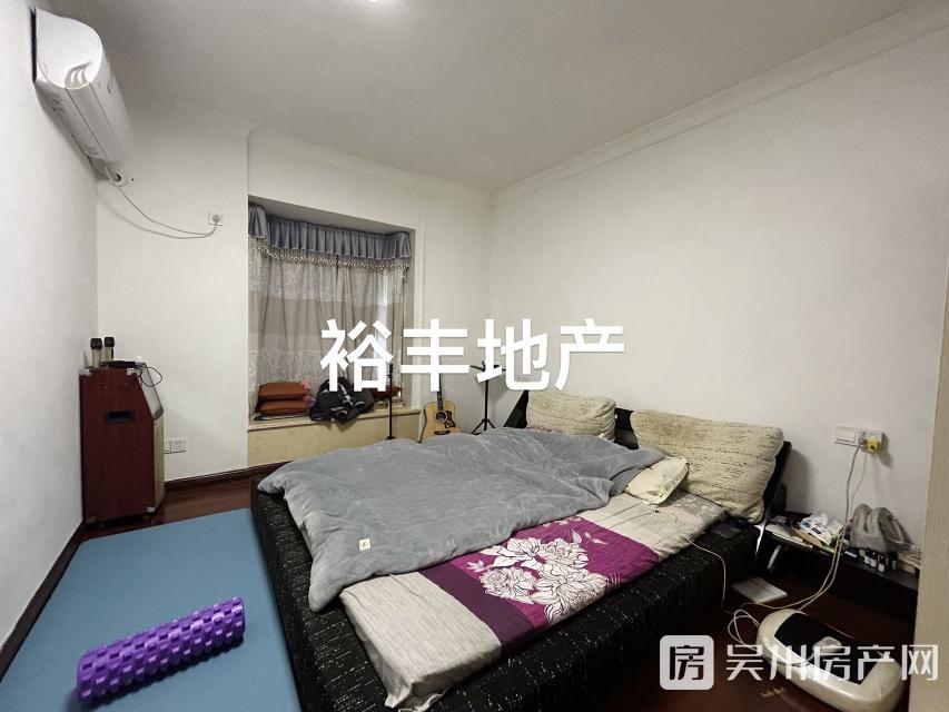 49萬出售財(cái)富名門精裝3房