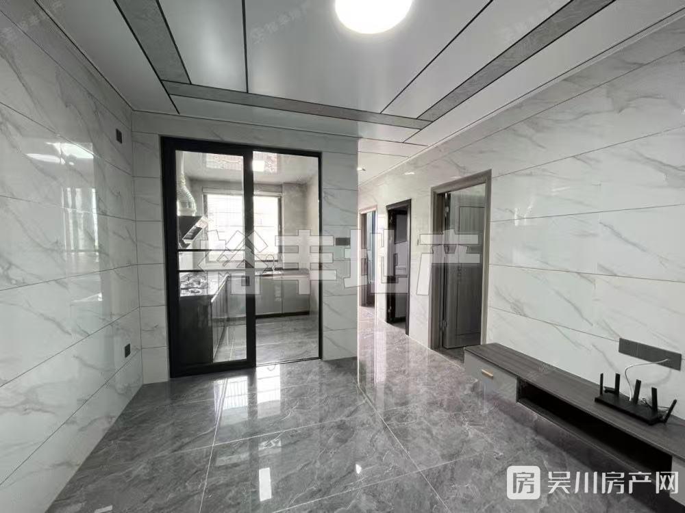 中心市場(chǎng)2室1廳1衛(wèi)50平米1280元/月