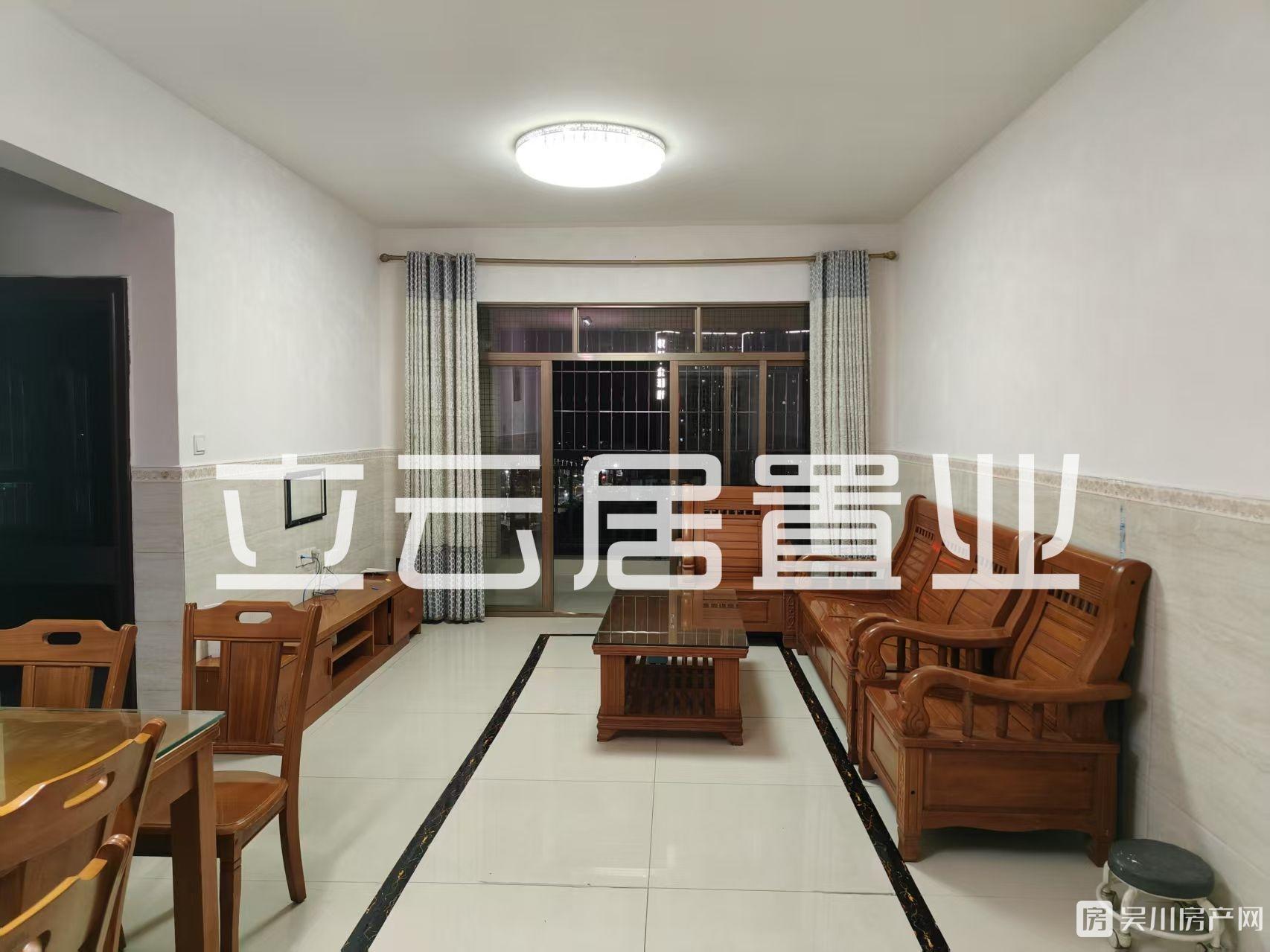 出租華宇鴻基3室2廳僅需1000元/月住宅