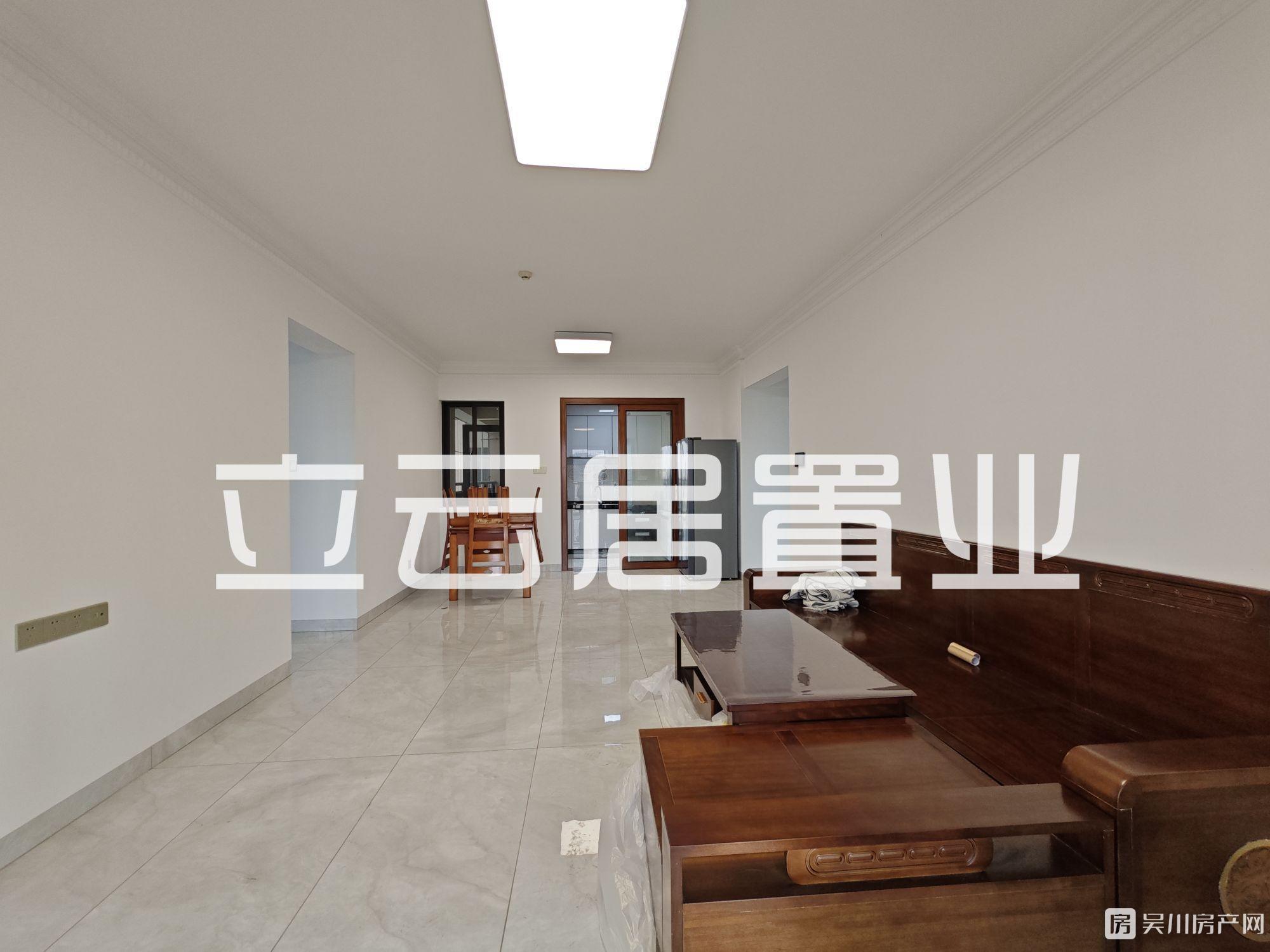 出售華和茗苑 5室2廳2衛(wèi)110平米96萬住宅