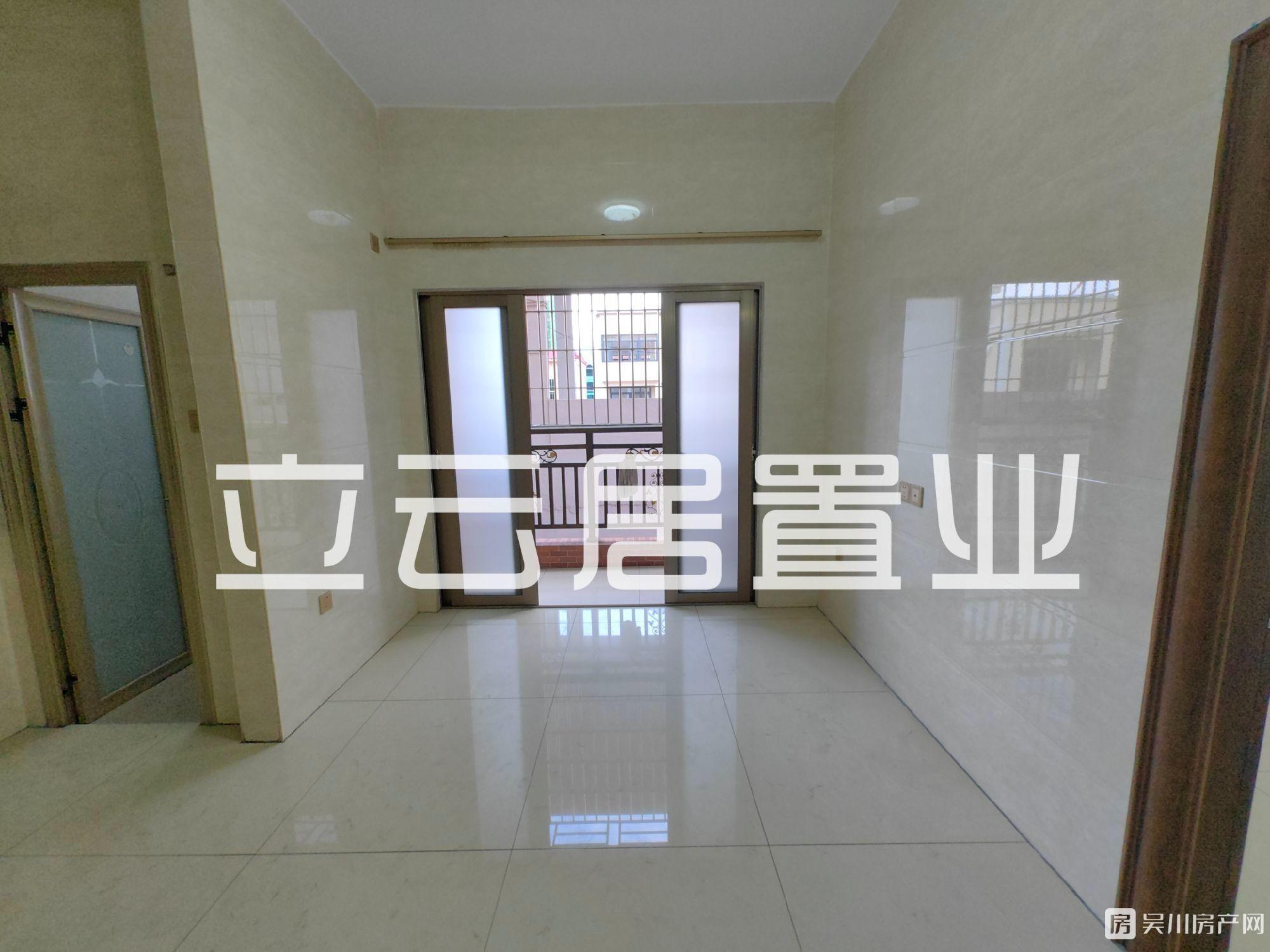 出租沿江路2室1廳1衛(wèi)有床有空調抽油煙機熱水器僅需650元