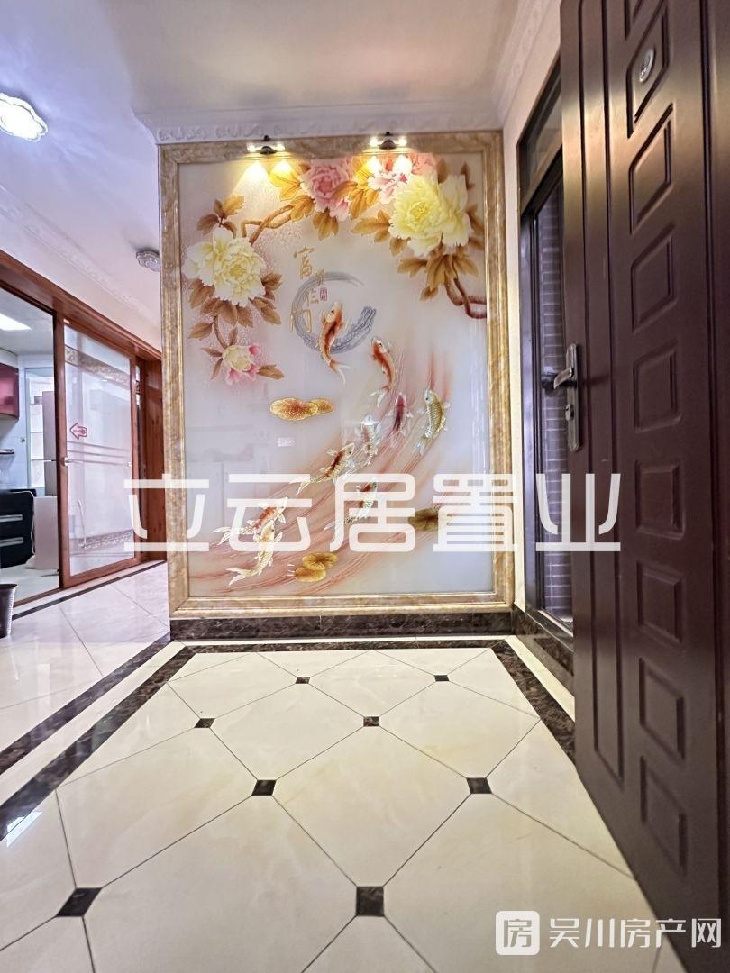 匯景藍(lán)灣豪裝4室2廳1衛(wèi)113平米50萬，入讀清源小學(xué)