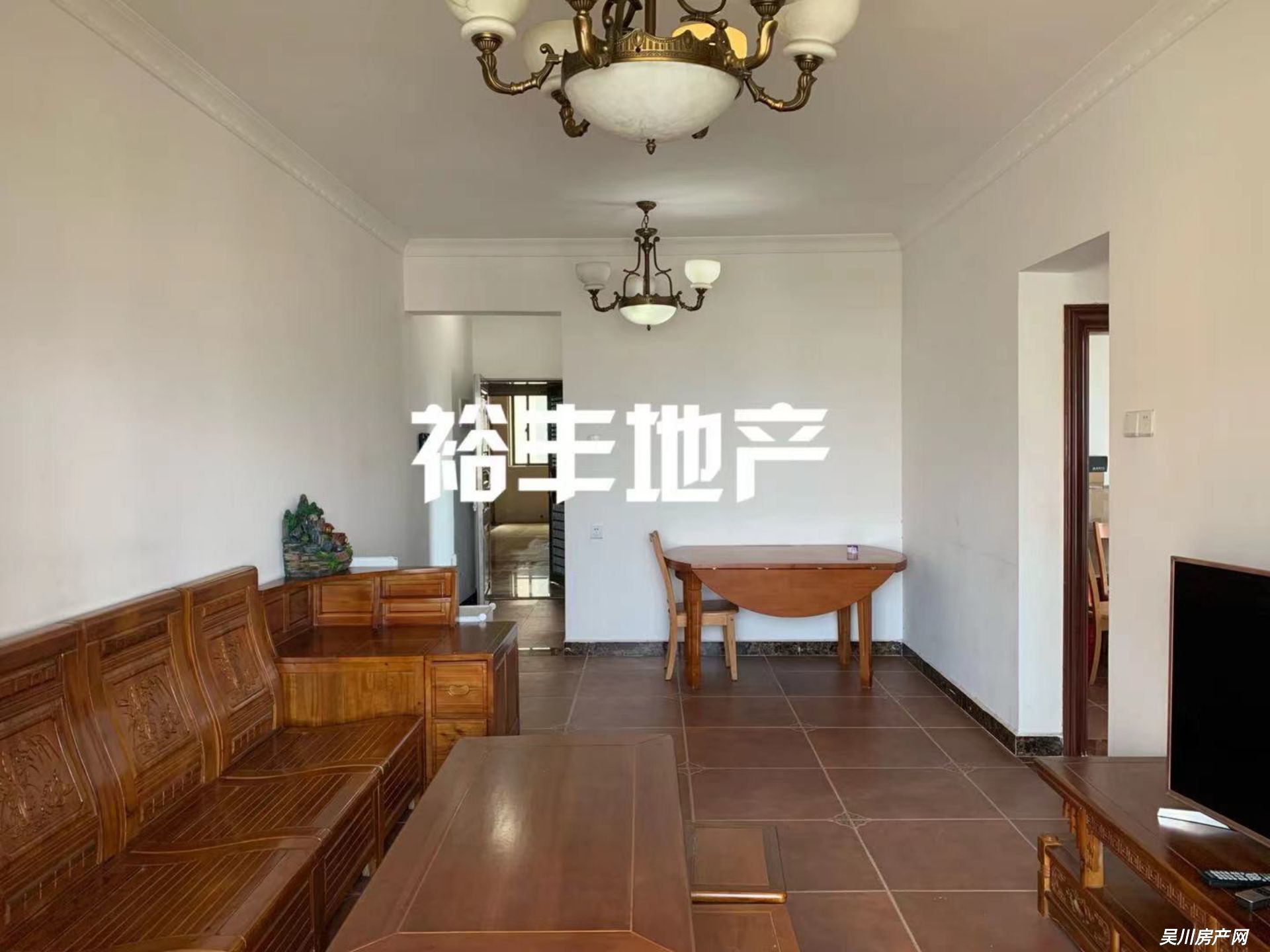 出租海岸 萬(wàn)和城2室1廳1衛(wèi)75平米1200元/月住宅