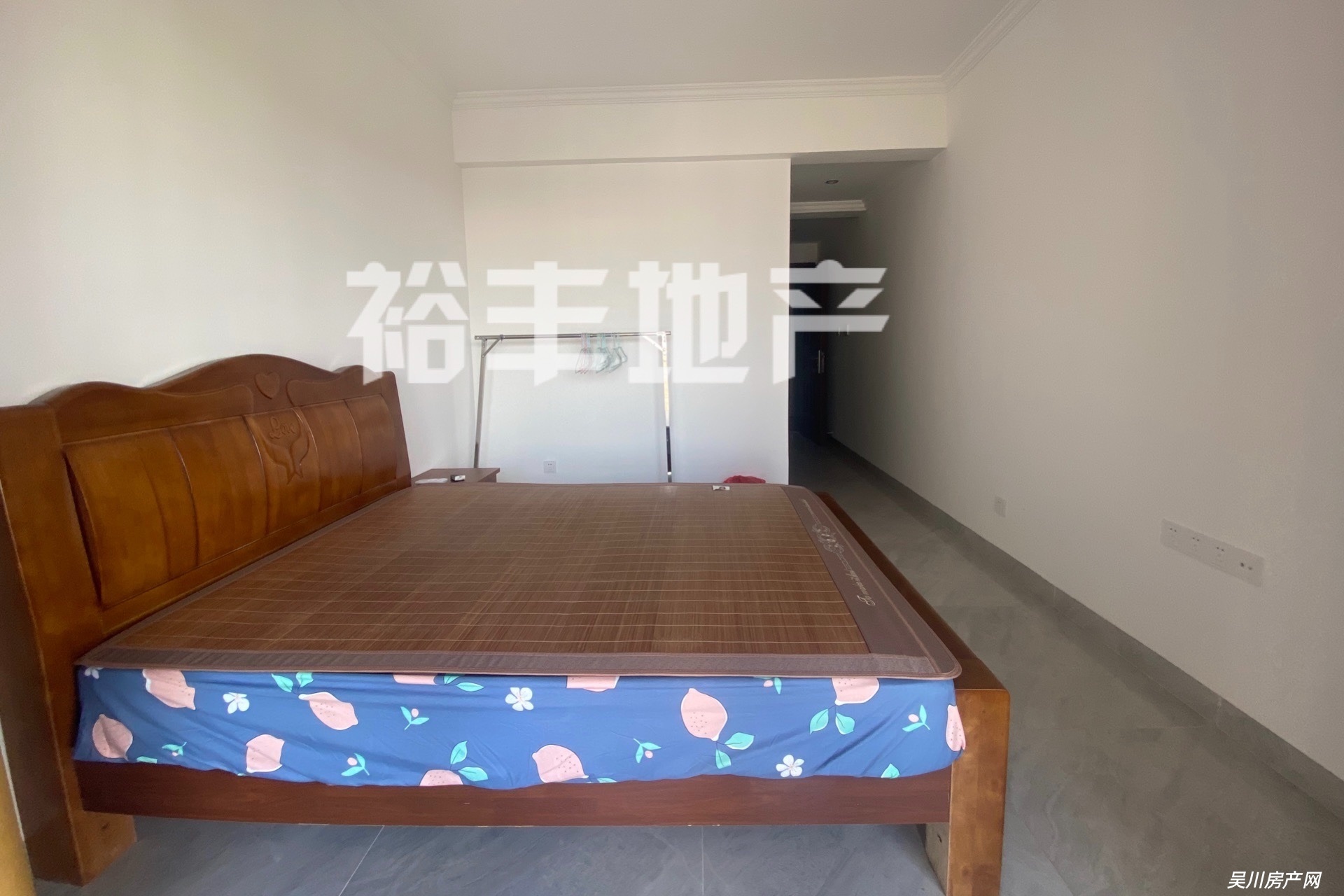 名雅居小區(qū)電梯公寓 800元
