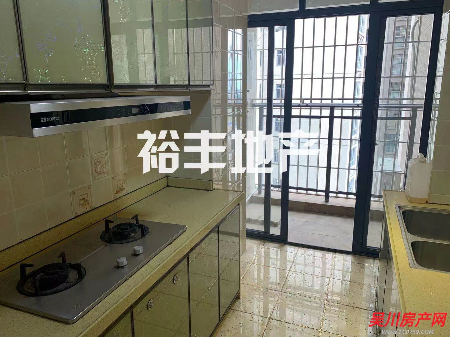萬和城三房出租，家私家電齊全，房屋新凈