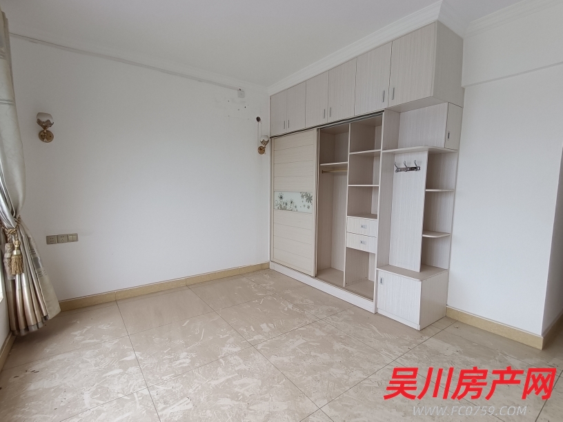 出售狀元居3室2廳1衛(wèi)89平米45萬住宅