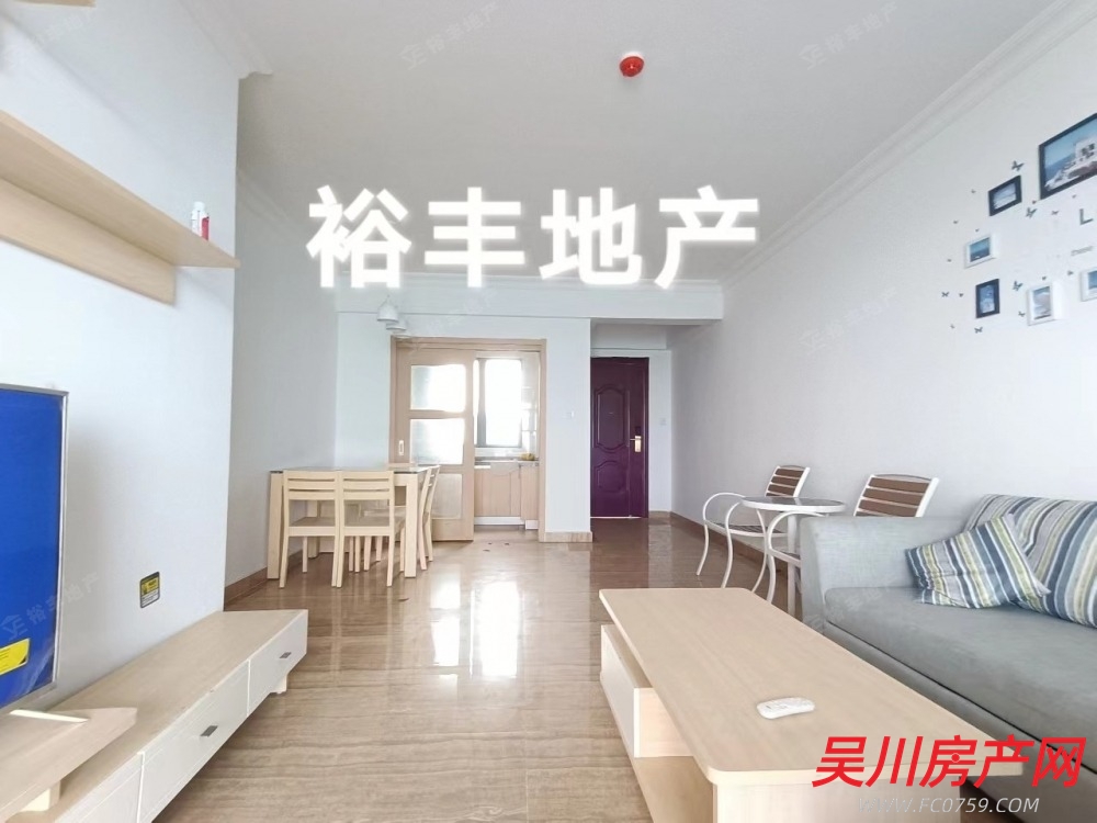 出售鼎龍灣國(guó)際海洋度假區(qū)3室2廳2衛(wèi)103平米45萬(wàn)住宅