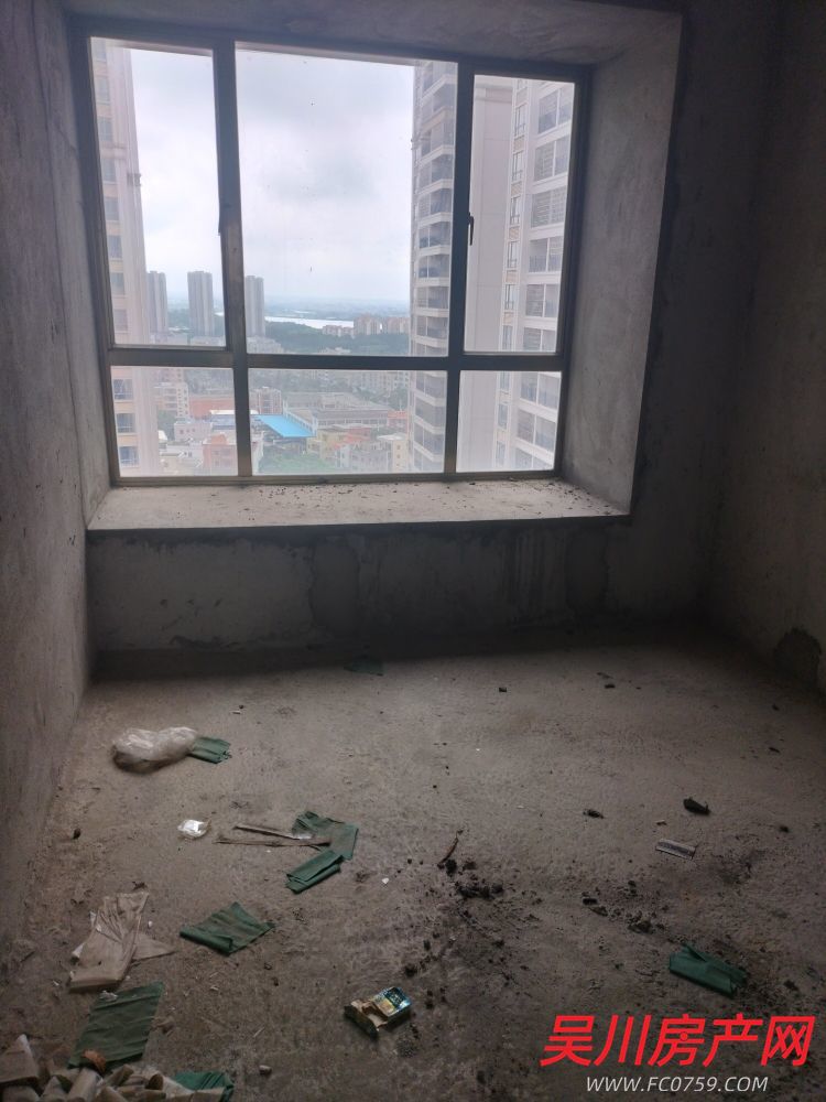 出售碧海園3室2廳2衛(wèi)103平米60萬住宅東南向可望一線海景
