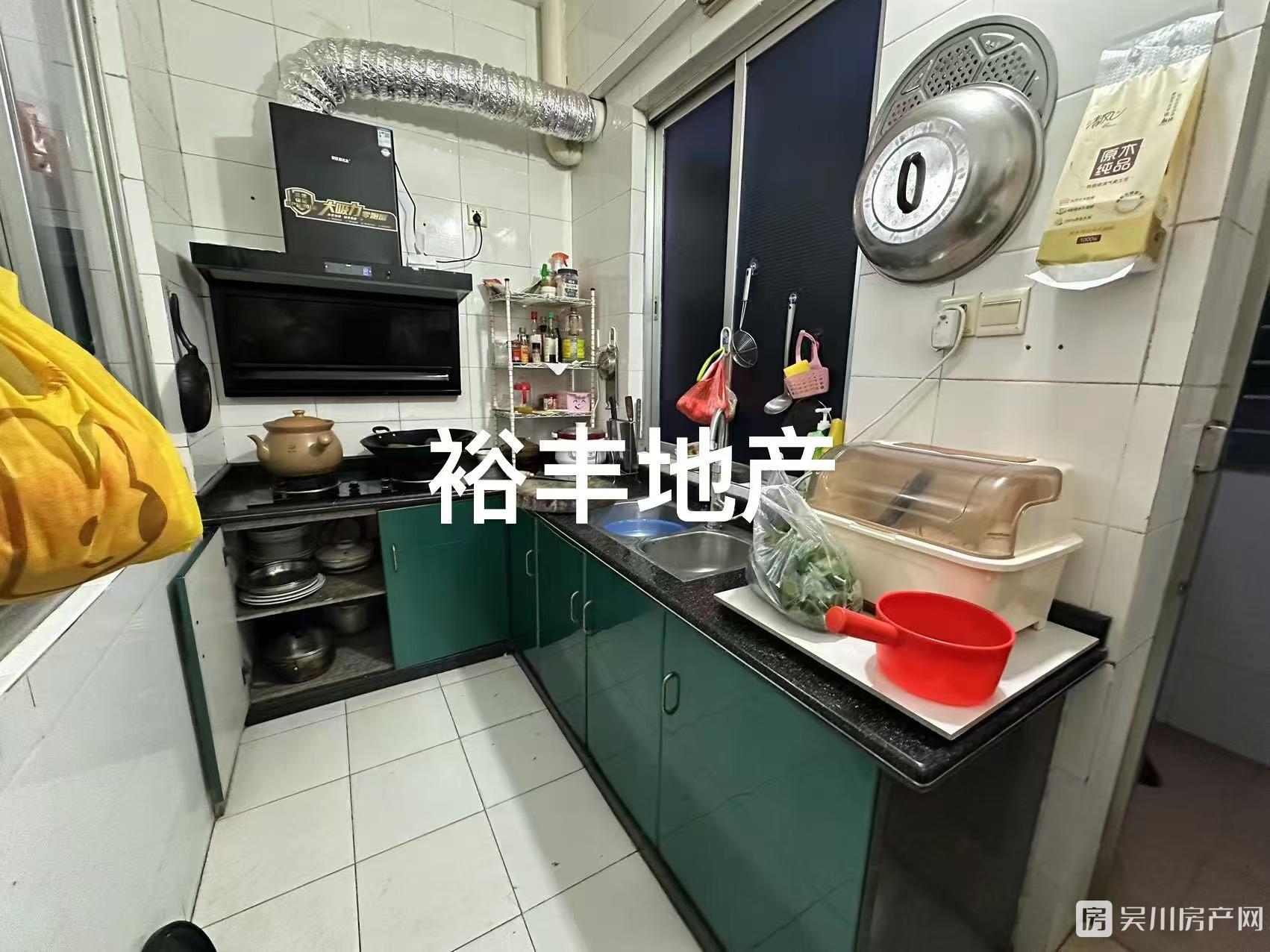 出售新華學區(qū)室3房108.2方38.8萬
