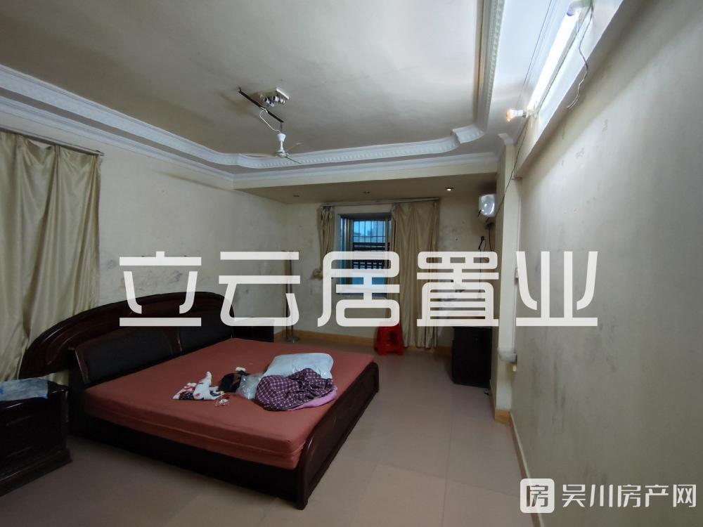 出租幸?；▓@3室2廳2衛(wèi)138平米1000元/月住宅