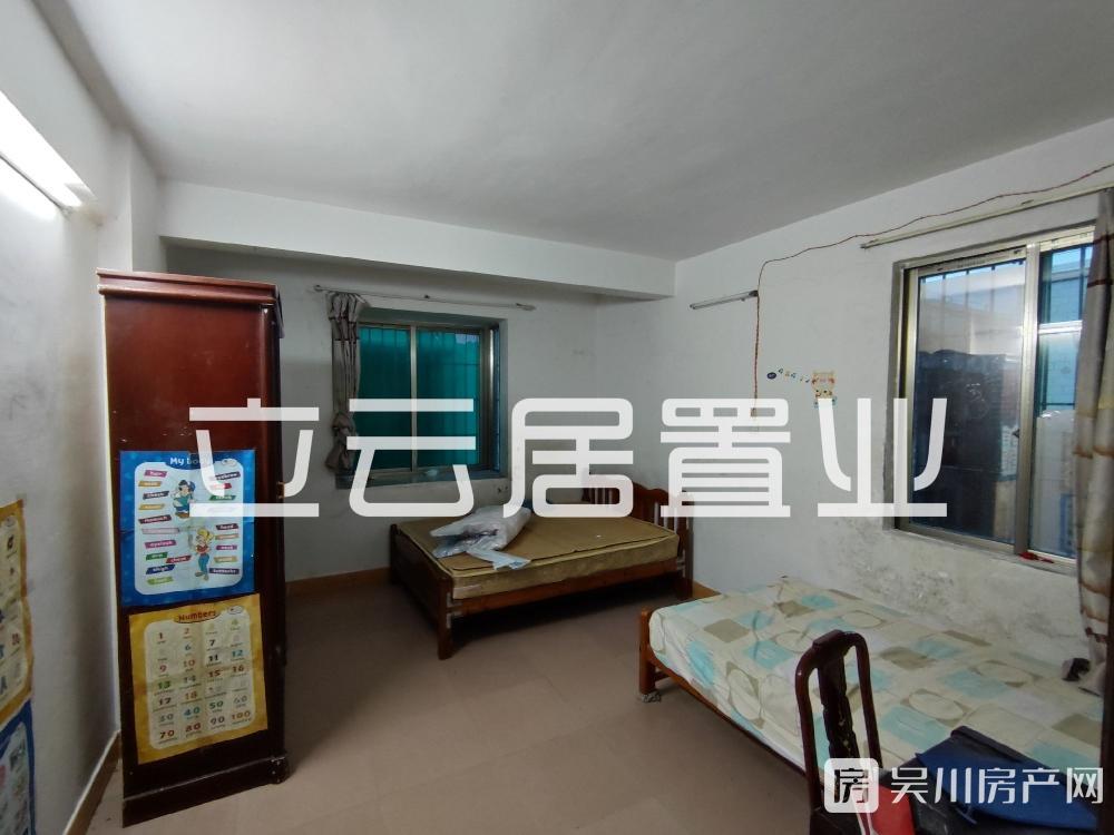 出租幸?；▓@3室2廳2衛(wèi)138平米1000元/月住宅