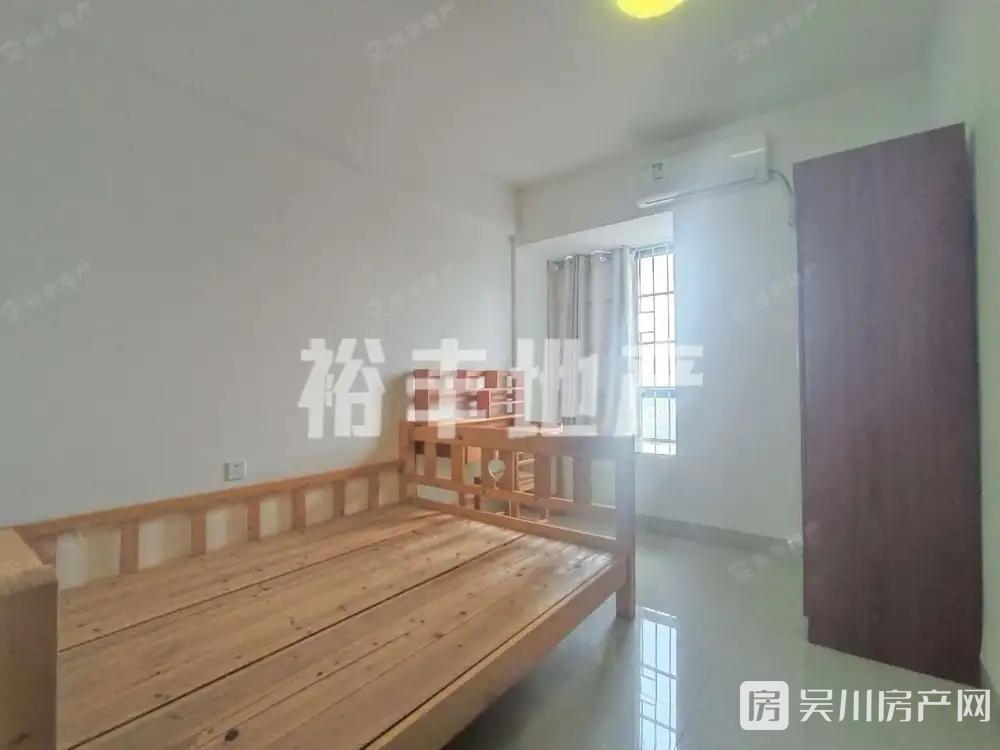真房實價，出租吳川第一城3室2廳2衛(wèi)108平米1400元/月住宅