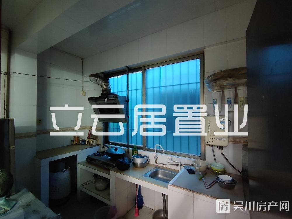 出租幸?；▓@3室2廳2衛(wèi)138平米1000元/月住宅