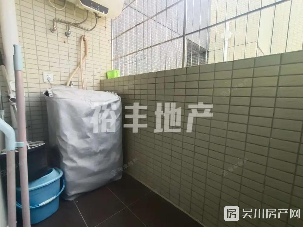真房實價，出租吳川第一城3室2廳2衛(wèi)108平米1400元/月住宅