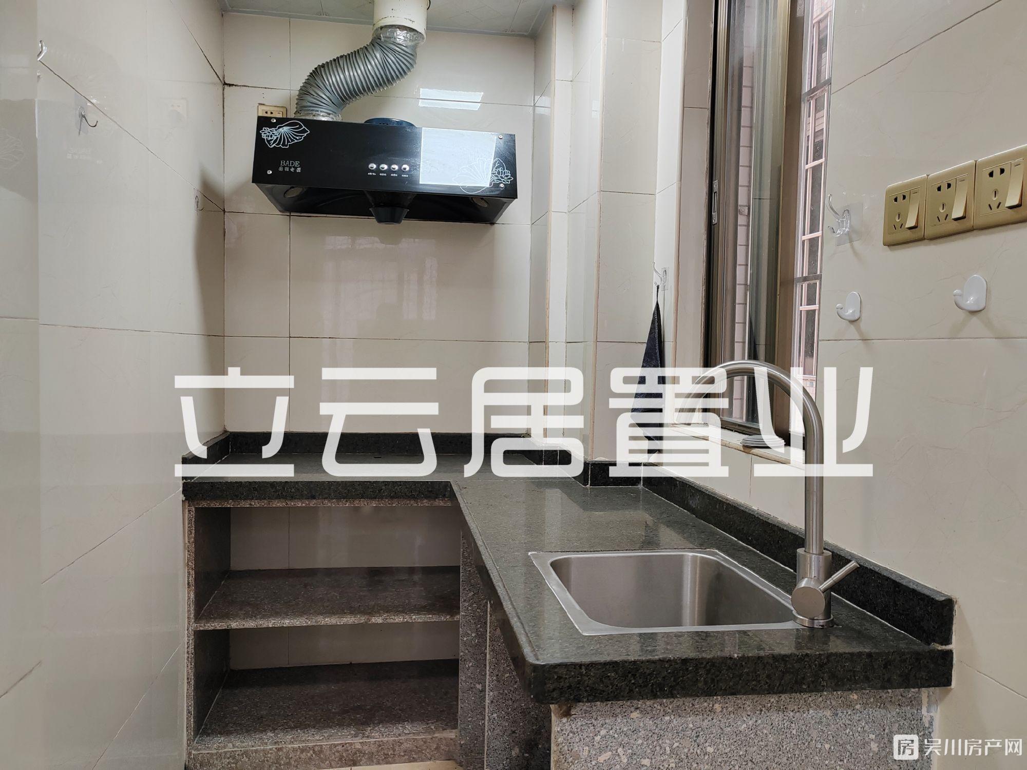 出租沿江路5區(qū)幸福路2室1廳1衛(wèi)65平米1000元/月住宅