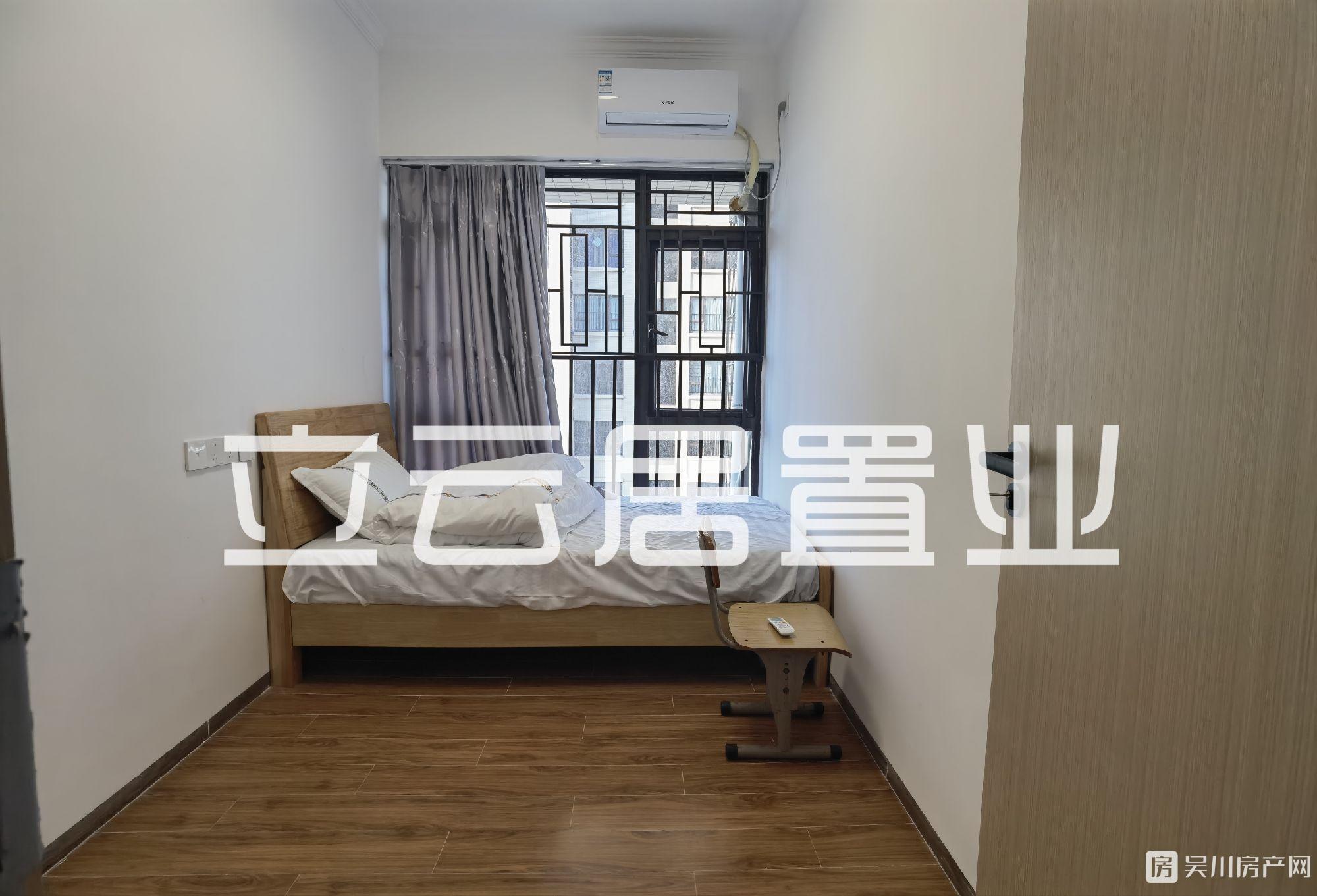 出售盛春 建興花園3室2廳1衛(wèi)79平米56萬住宅