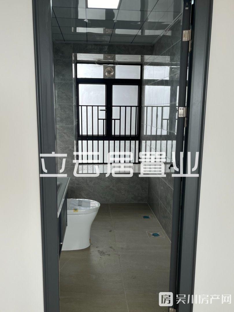 出售恒基 嘉園4室2廳2衛(wèi)單價僅需5998起總價66萬起住