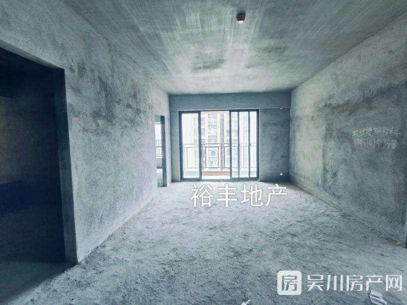 實房實拍出售海逸半島3室2廳2衛(wèi)109平米50萬住宅