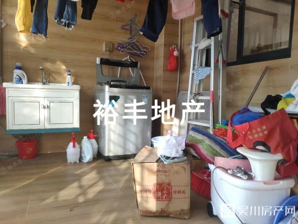 出售同德城5室2廳3衛(wèi)195平米70萬(wàn)住宅