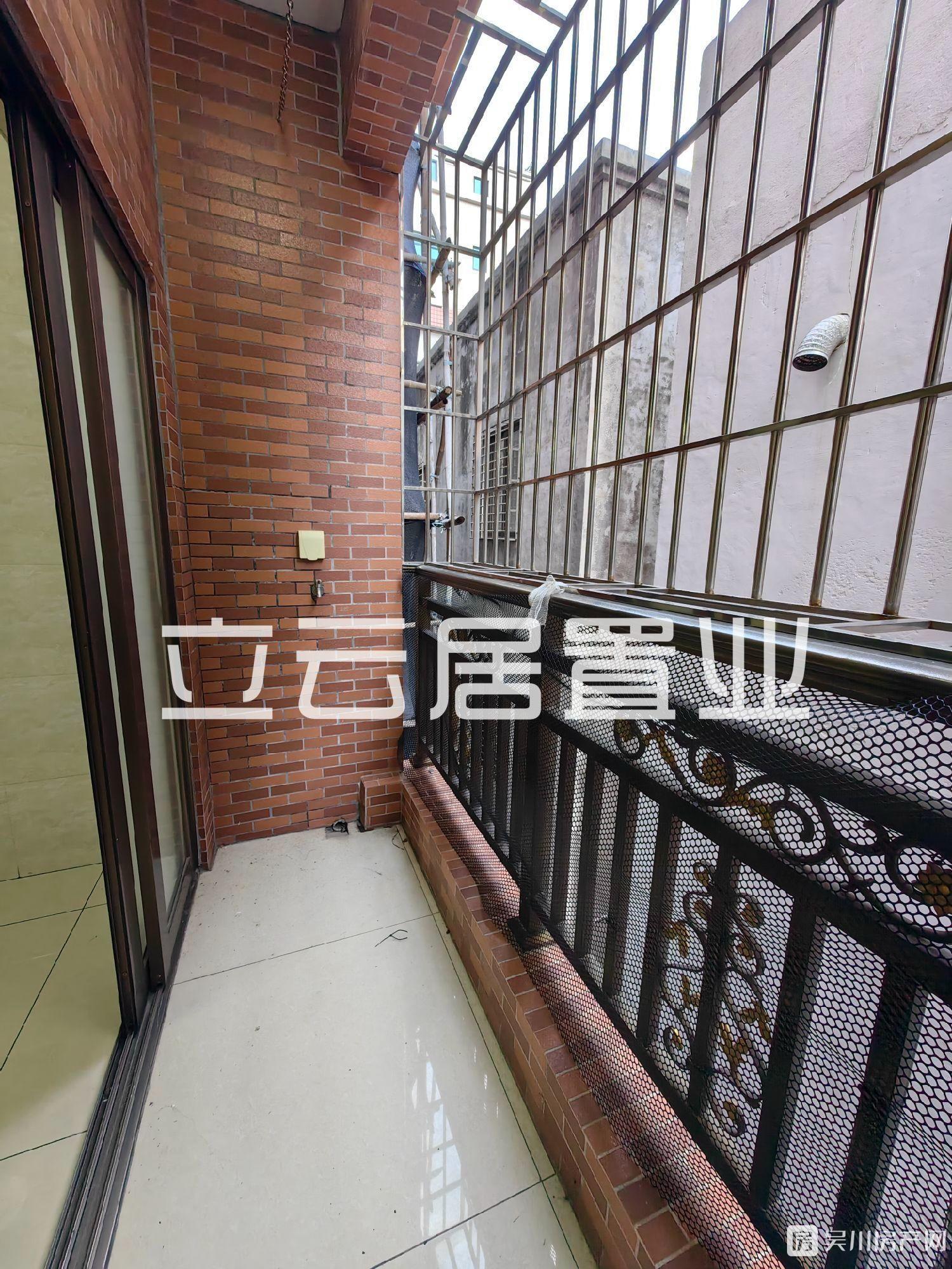 出租沿江路2室1廳1衛(wèi)有床有空調抽油煙機熱水器僅需650元