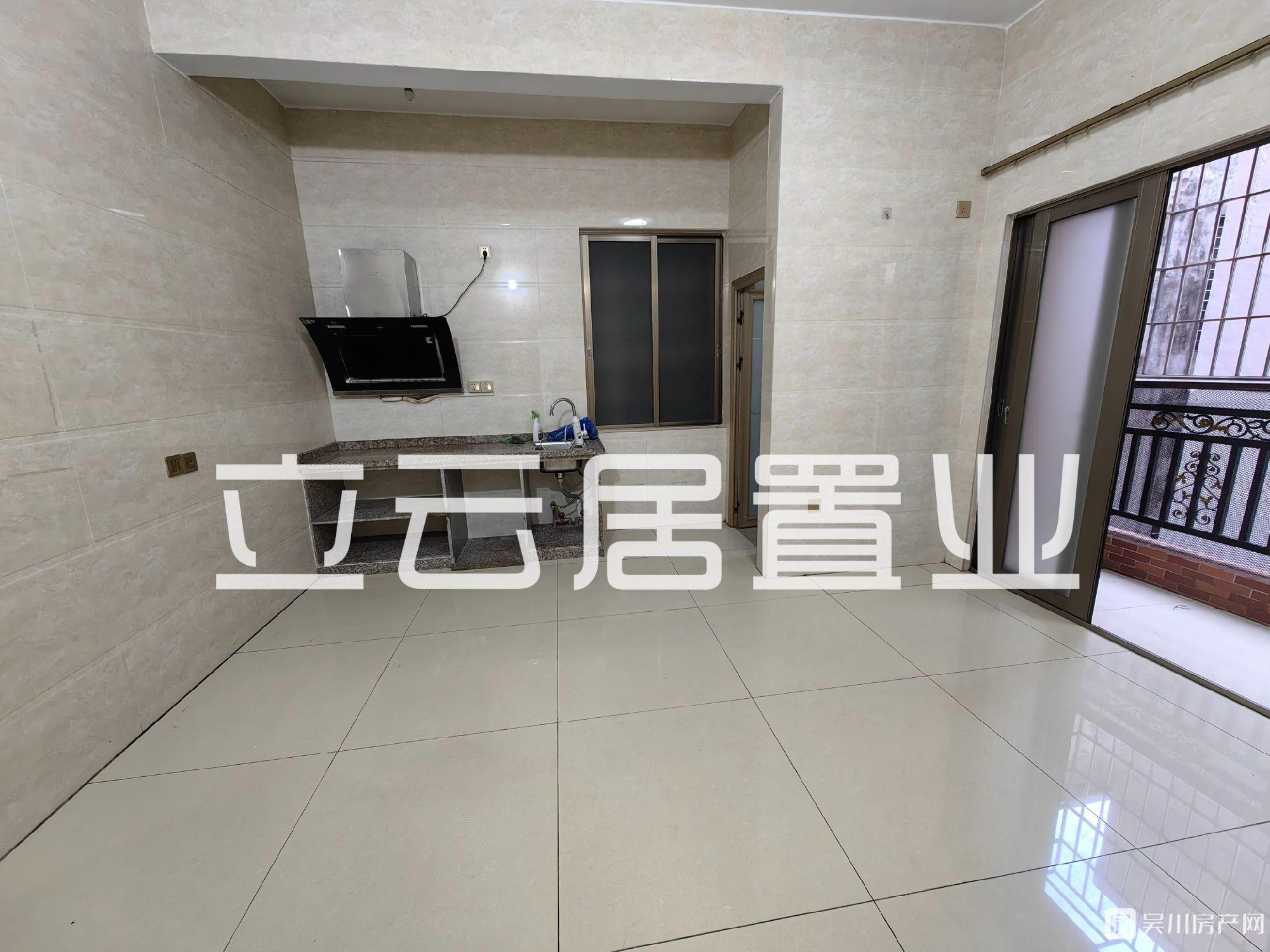 出租沿江路2室1廳1衛(wèi)有床有空調抽油煙機熱水器僅需650元
