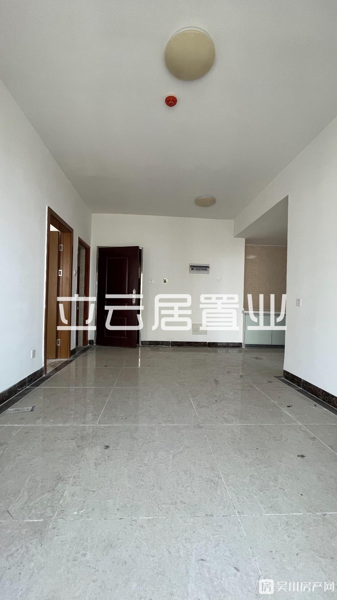 出售吳川第一城2室2廳1衛(wèi)65平米33萬住宅