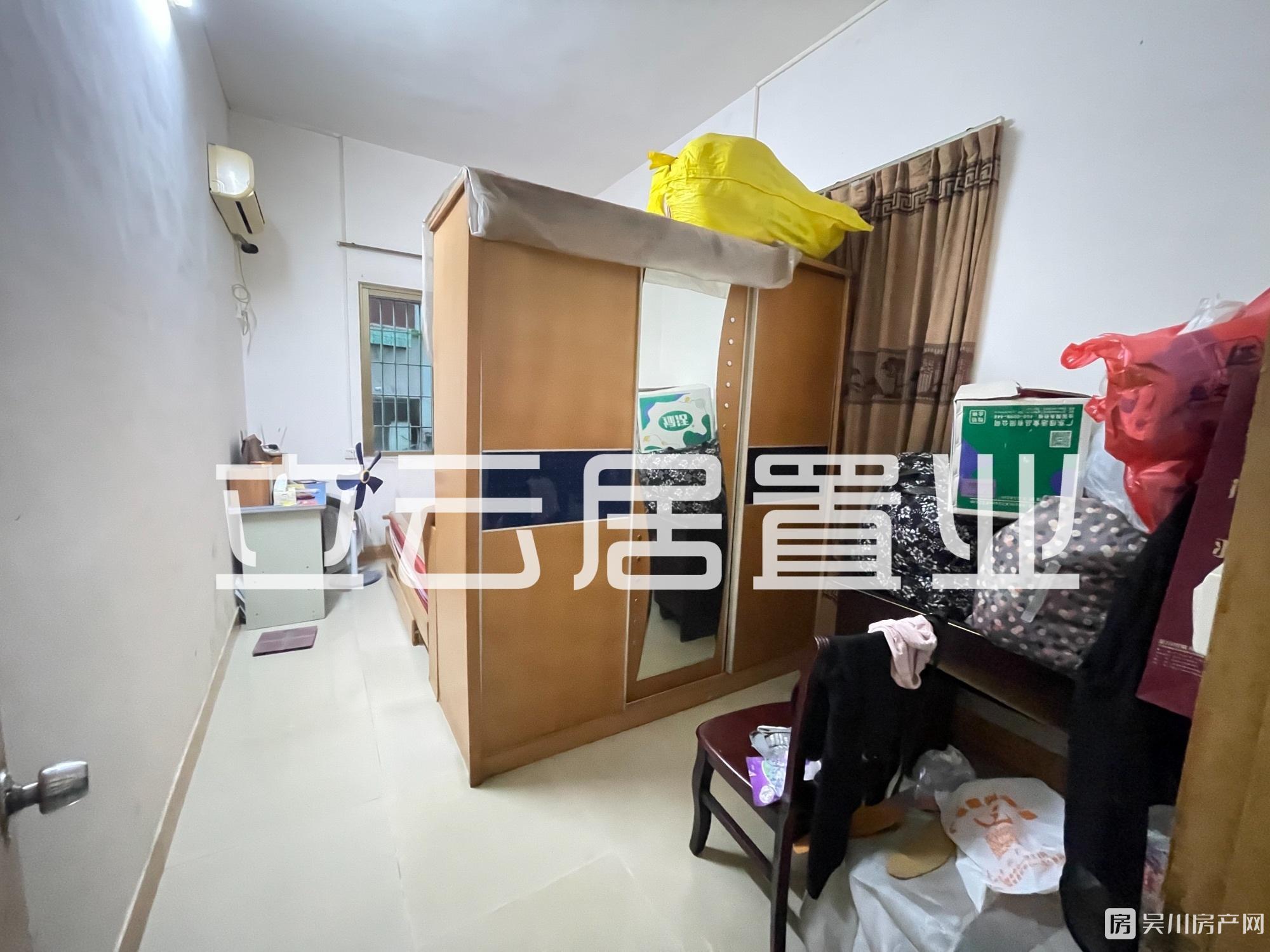 出售梅錄頭私人屋 門前8米路83平米180萬住宅