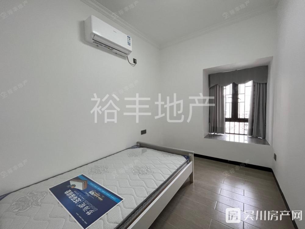 拎包入住，出租匯景藍(lán)灣4室2廳1衛(wèi)115平米2000元/月住宅