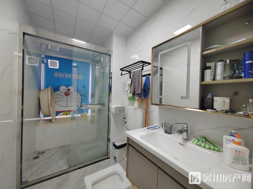 62萬出售金沙廣場(chǎng)雙陽臺(tái)全屋定制新凈3房