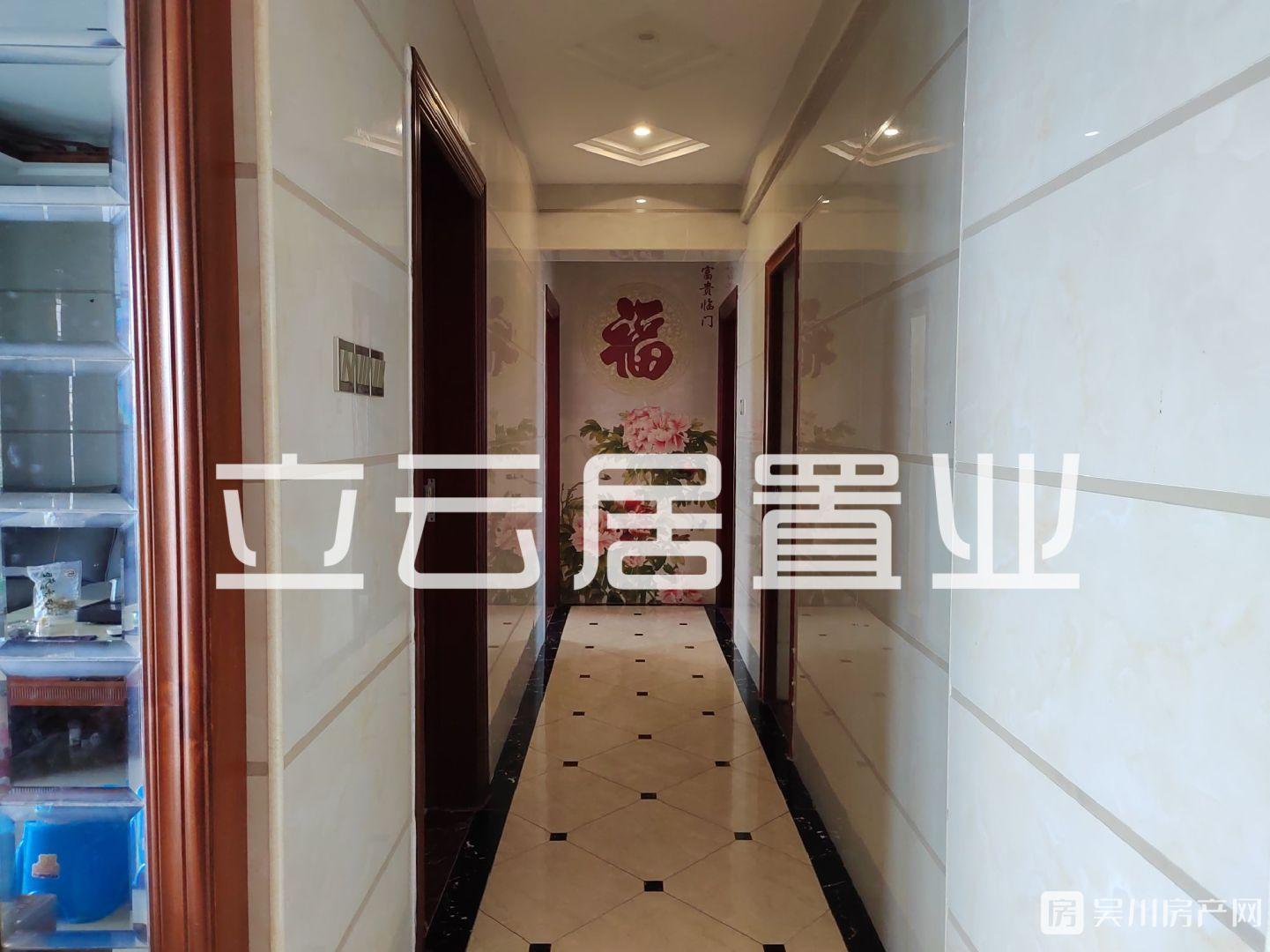 出售鴻濤 金第華府3室2廳2衛(wèi)121平米52.8萬住宅