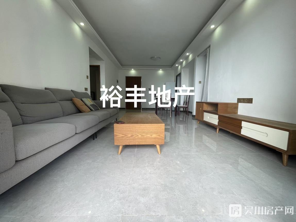 出租壹號公館4室2廳2衛(wèi)103平米2200元/月住宅