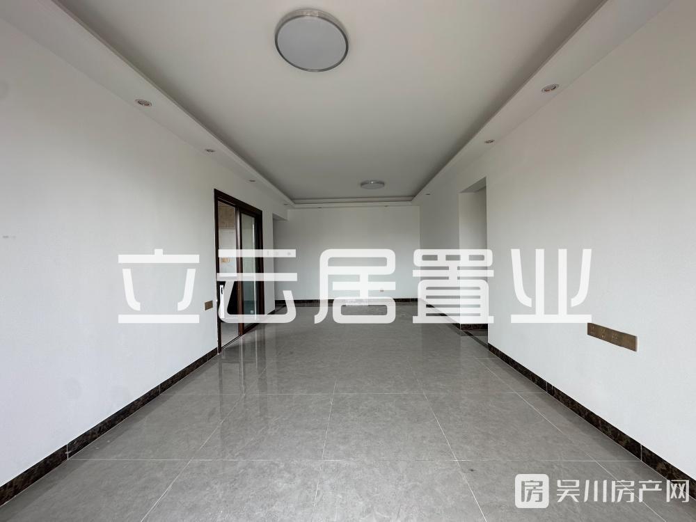 出售壹號公館4室2廳2衛(wèi)98平米55萬住宅