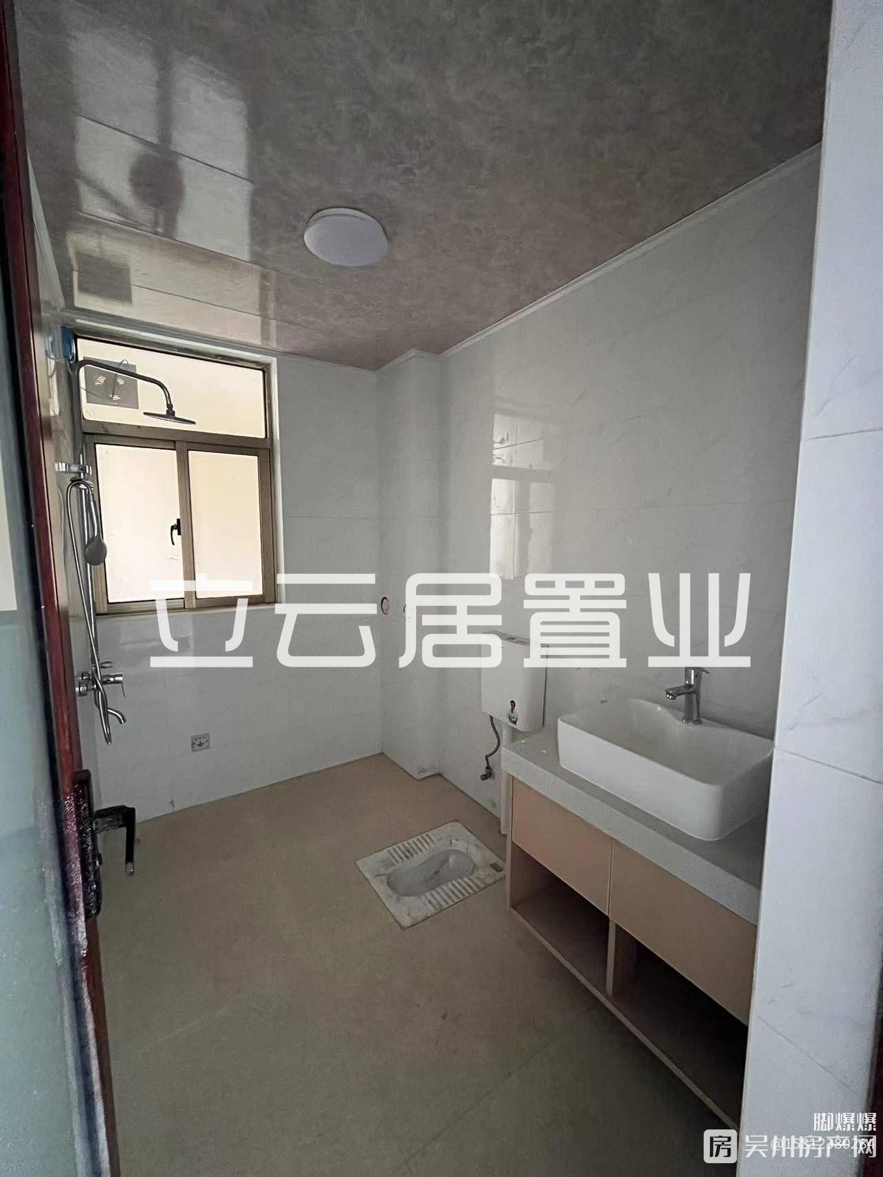 出租金牛小區(qū)3期-和韻居全新未入住3室2廳2衛(wèi)102平米1300元/月住宅