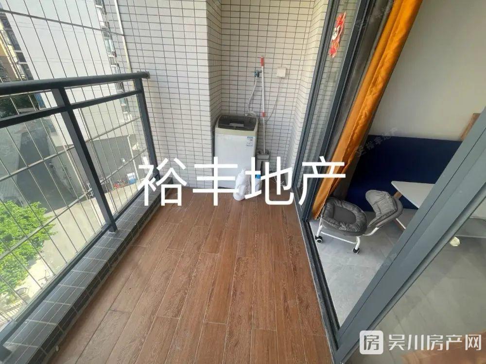 出租名雅居 學(xué)府里1室1廳1衛(wèi)30平米800元/月住宅