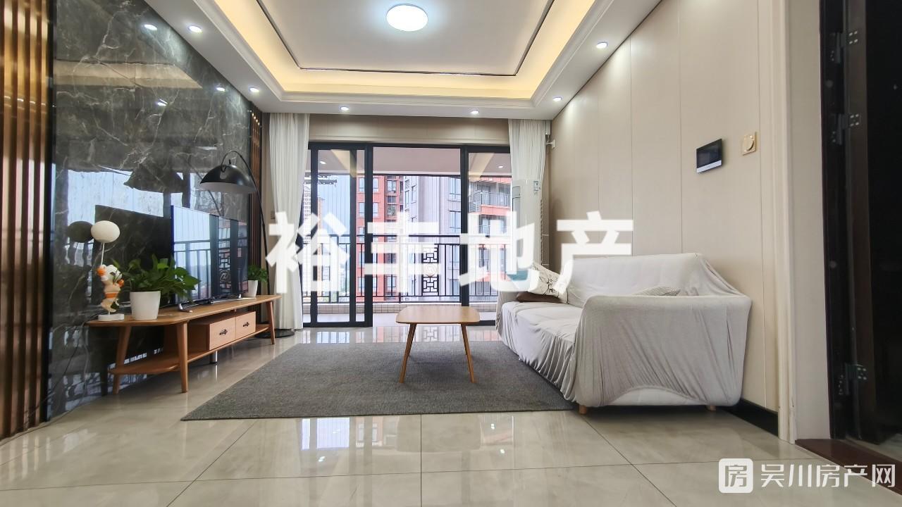 出租財(cái)富海岸4室2廳2衛(wèi)100平米1800元/月住宅