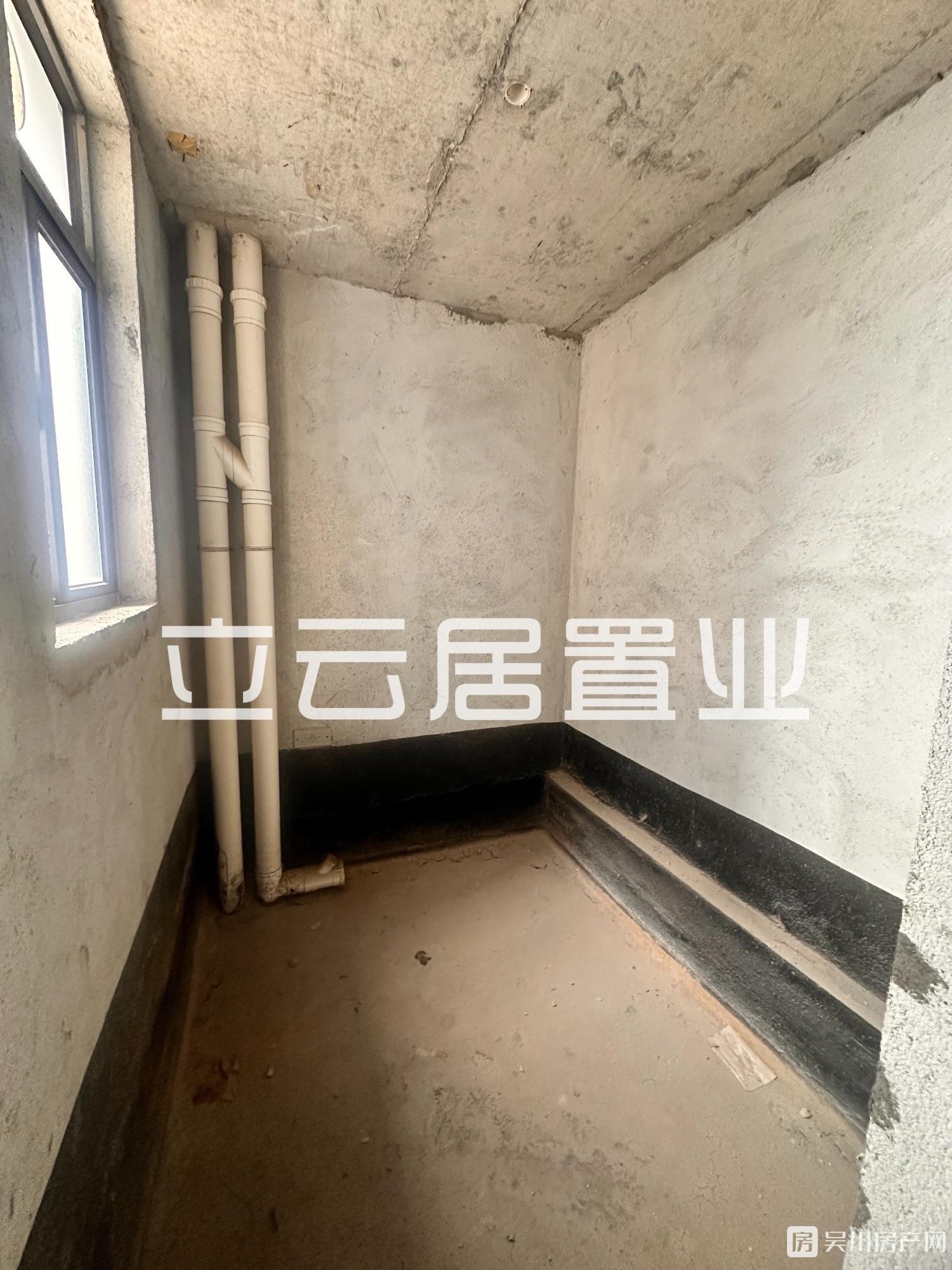 入讀清源小學(xué)！海岸 萬(wàn)和城3室2廳2衛(wèi)112平米56萬(wàn)住宅